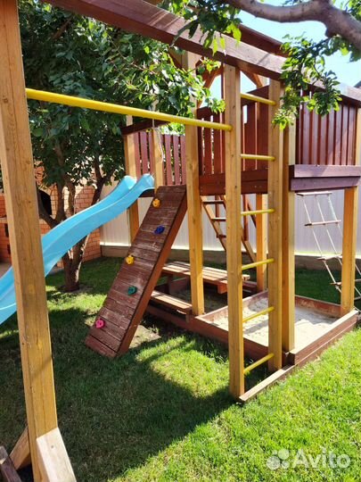 Детский игровой центр с горкой