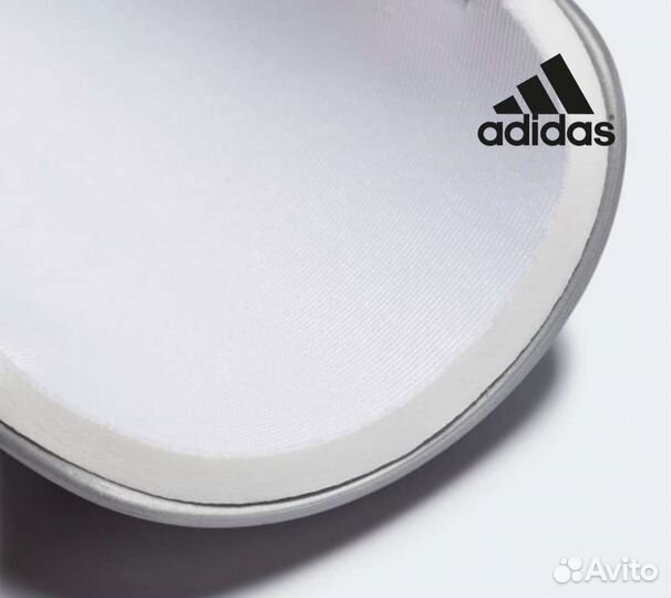 Футбольные щитки Adidas X Lite