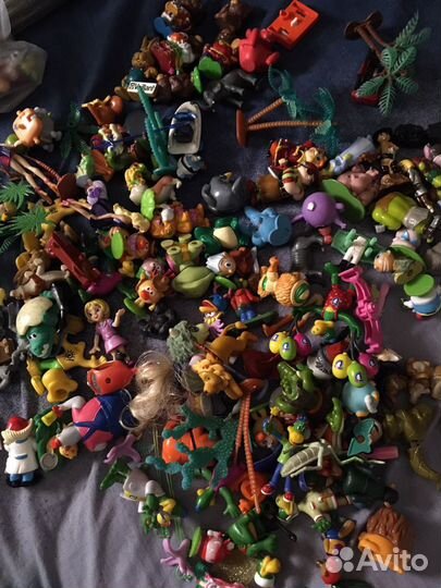 Обмен. Игрушки из яиц) Киндер, Ландрин и запчасти