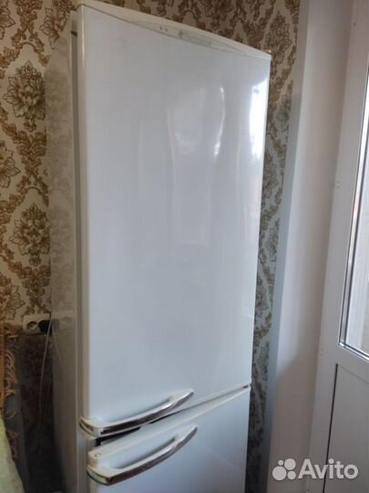 Холодильник