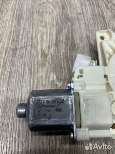 Mercedes W204 Моторчик стеклоподъемника LH RH