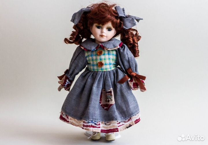 Новая коллекционная фарфоровая кукла