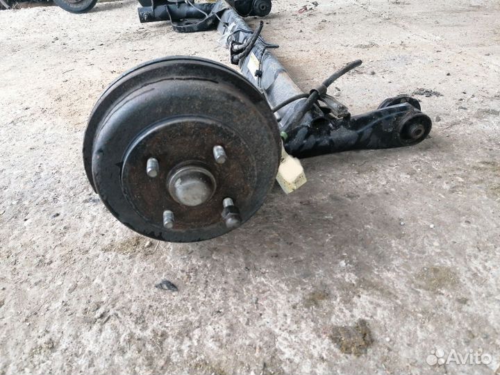 Балка подвески Suzuki Swift ZC11S M13A