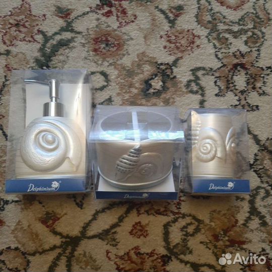 Держатели полотенец (латунь) новые. Наборы