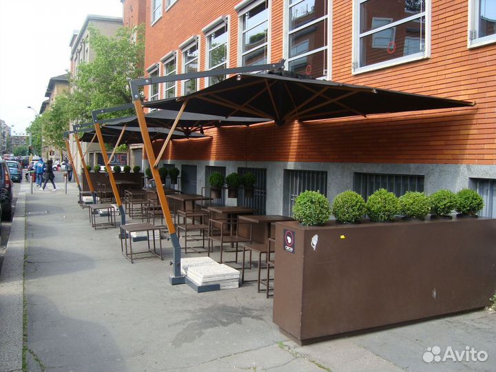 Уличный зонт для кафе. Зонт боковой в наличии