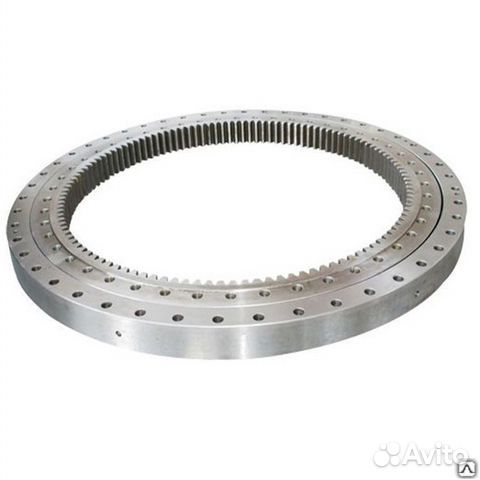 Поворотный круг экскаватора Дусан DX 420