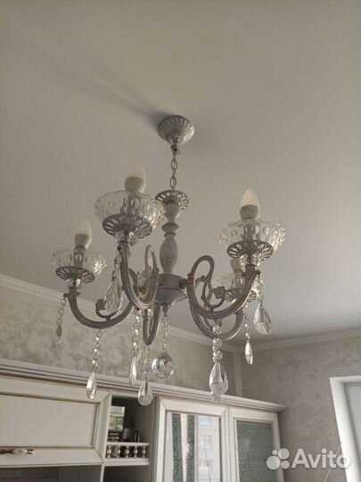 Люстра потолочная