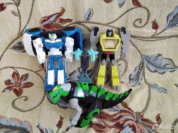 Игрушки для мальчика Трансформеры Бамблби