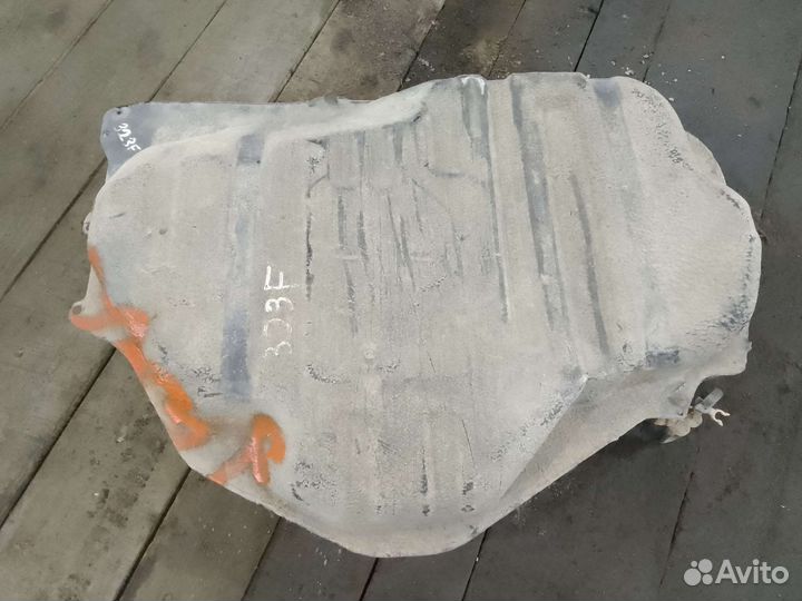 Топливный бак mazda 323