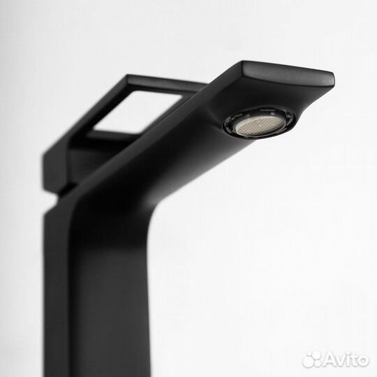 Смеситель для раковины BelBagno Luce LUC-LMC-nero