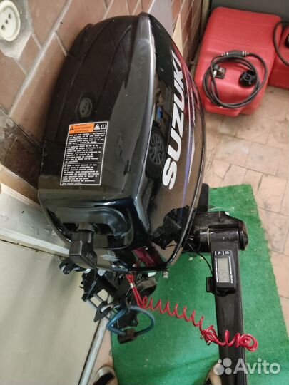 Лодочный мотор 9.9 suzuki 2 х тактный