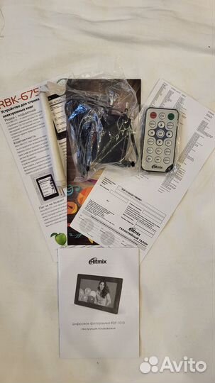 Цифровая фоторамка Ritmix RDF-1010