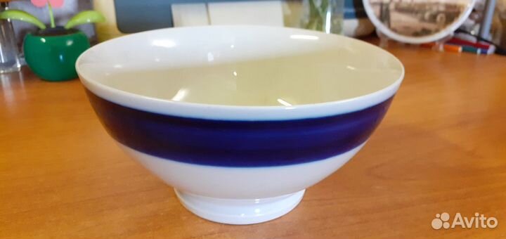 Салатницы, конфетницы, сахарницы разные