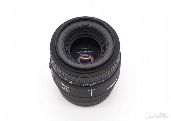 Sigma 50mm F2.8 Sony