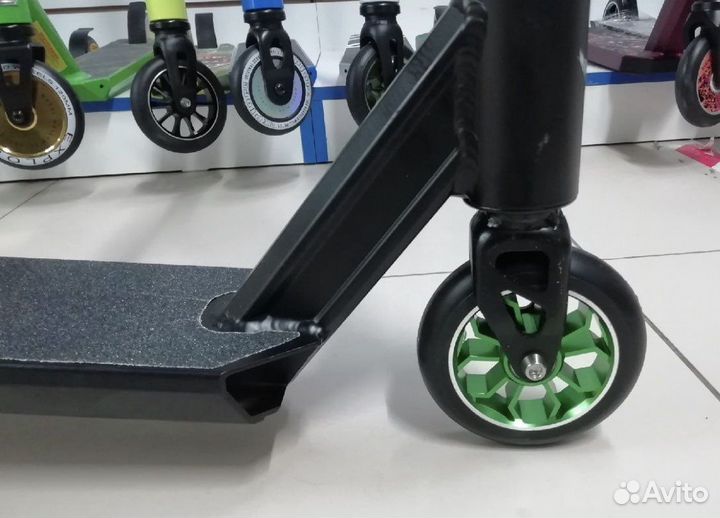 Самокат Трюковой Maxi Зеленый