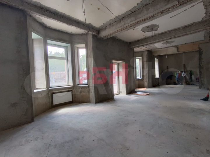 Торговое 93м2 в центре Тюмени