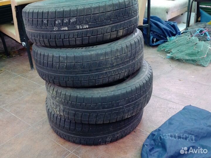 Bridgestone Blizzak Revo GZ 205/65 R16