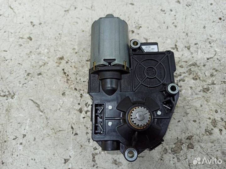 Моторчик люка 67617316535 бмв