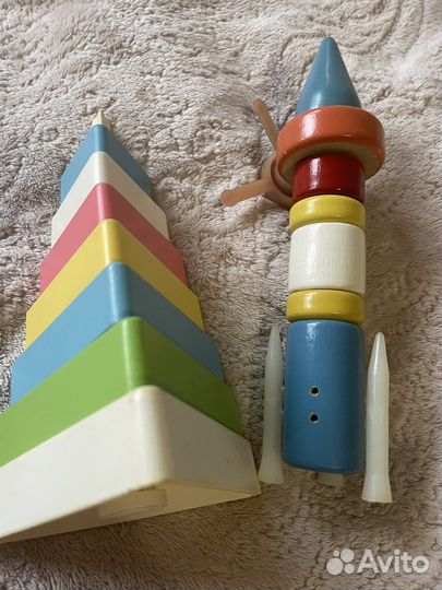 Пирамидка и ракета игрушка СССР