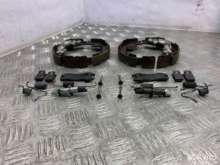 Ремкомплект стояночного тормоза Nissan Qashqai J10