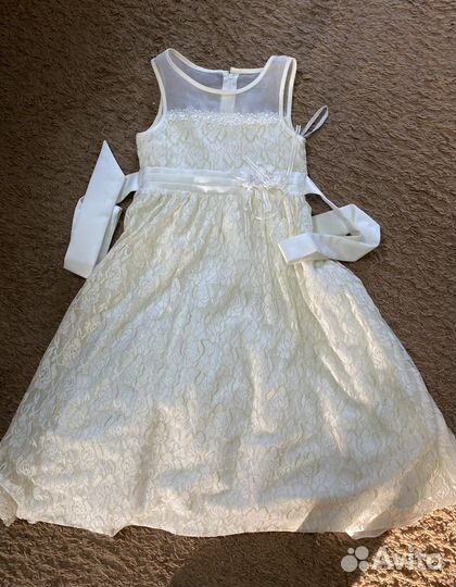 Платье праздничное на девочку 116