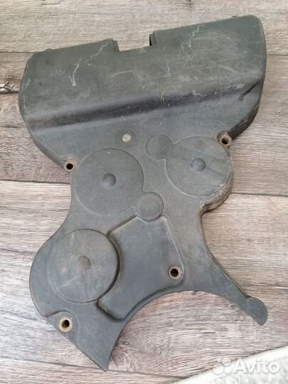 Продам кожух ремня грм ваз 2110