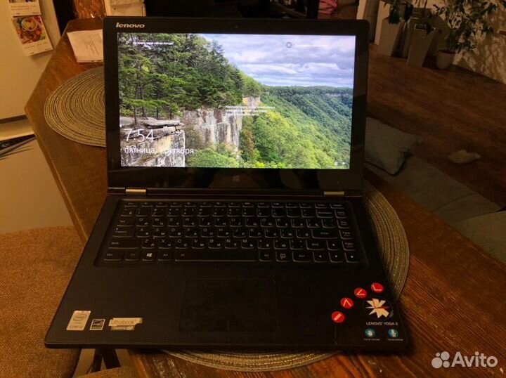 Lenovo yoga 13 i3 трансформер