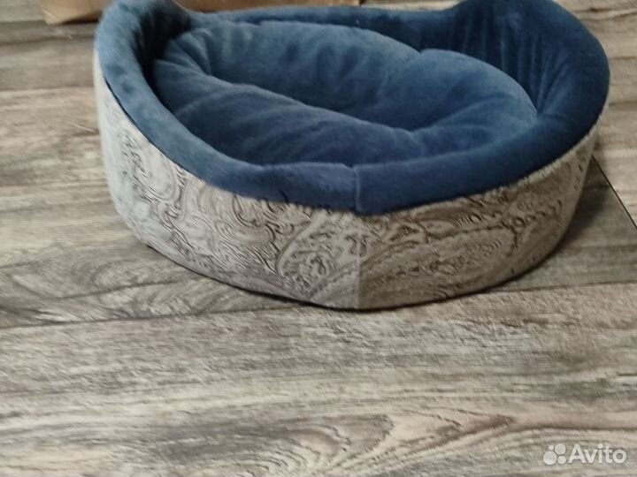 Лежанка для кошек