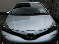 Toyota Vitz 1.3 CVT, 2015, 156 000 км, с пробегом, цена 850 000 руб.