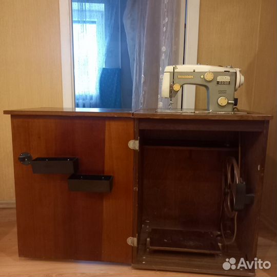 Швейная машинка Veritas