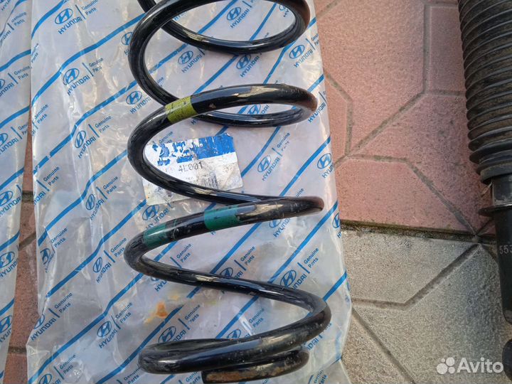 Пружины и амортизаторы Хенде Солярис