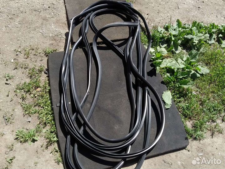 Уплотнительная резинка Hyundai Creta