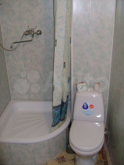 Комната 15 м² в 1-к., 1/5 эт.