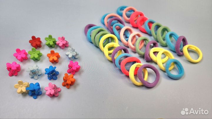Набор заколок и резинок для волос 780 шт