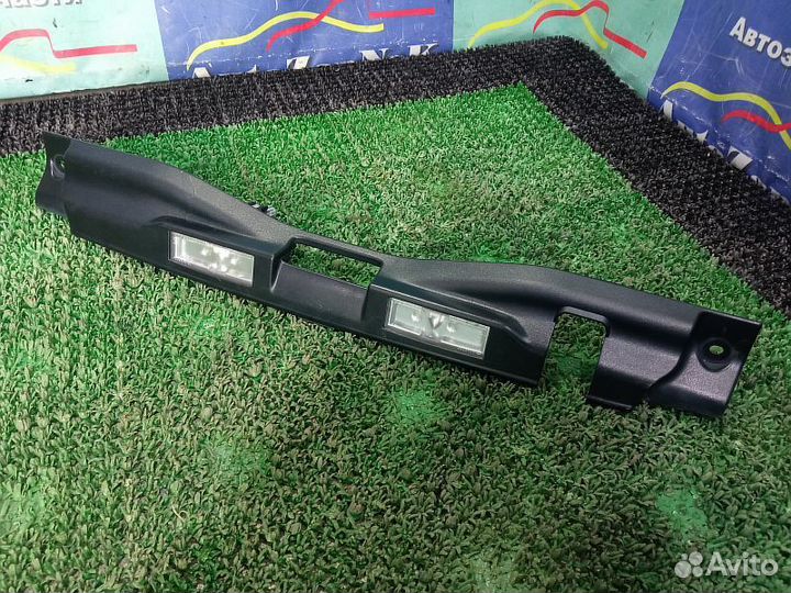 Пиропатрон капота передний правый Mercedes-Benz GL