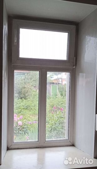 Окно пластиковое 1400*780. Б/У