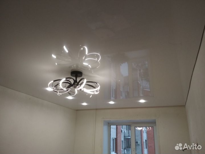 Натяжные потолки