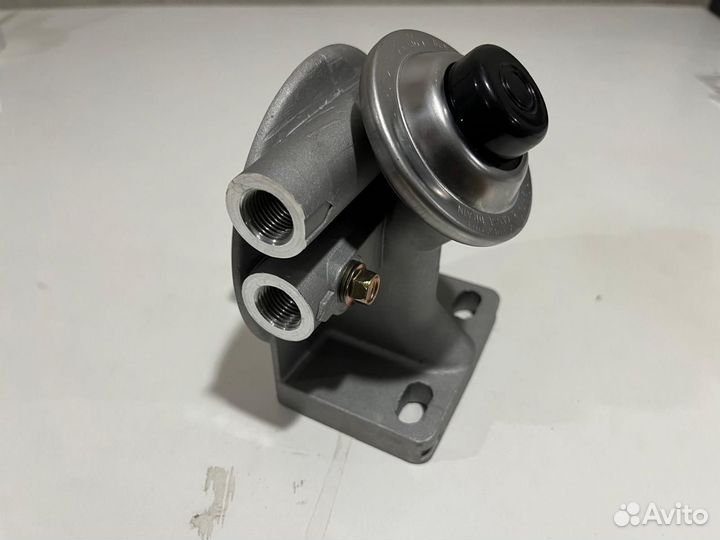 Помпа ручной подкачки топлива Вольво бл61 бл71