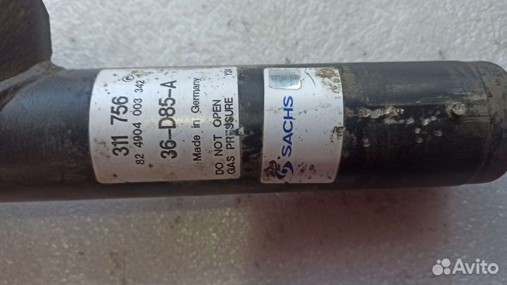 Амортизатор передний правый BMW x5 e70