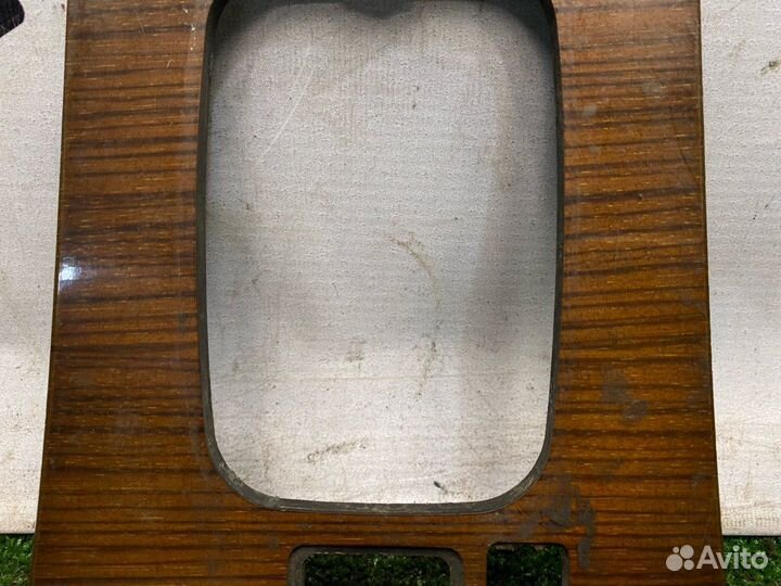 Дерево салона Mercedes-Benz