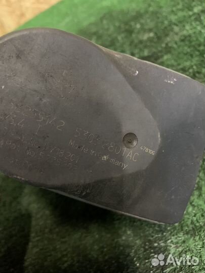 Дроссельная заслонка dodge RAM 53032801AC