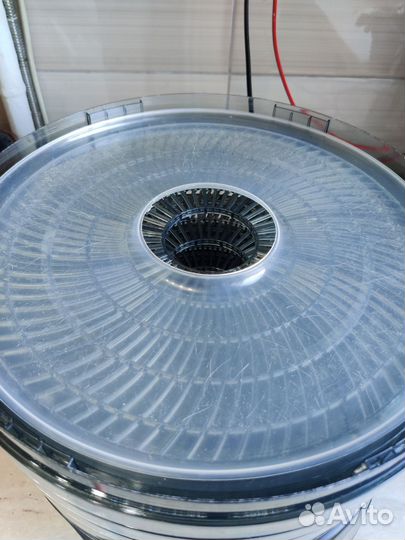 Электросушилка Redmond для овощей и фруктов