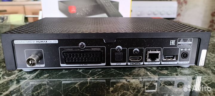 Цифровой приемник тв и роутер WiFi Дом.ру