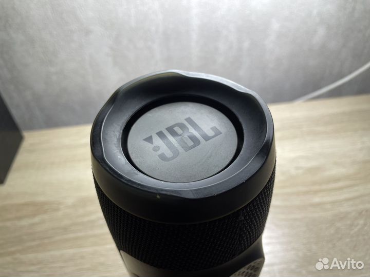 Колонка jbl charge 3