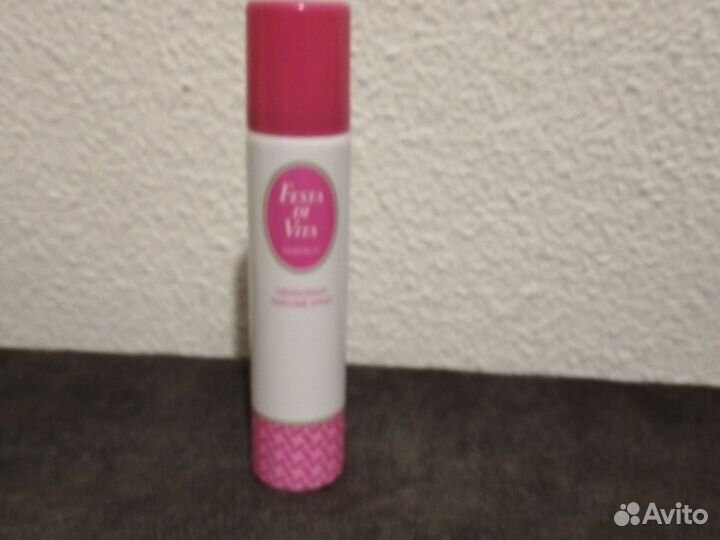 Парфюмированный гель для душа, дезодорант