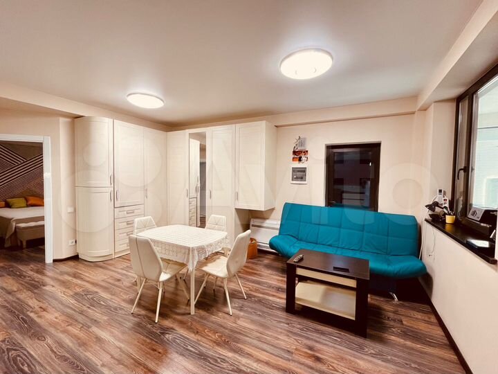 2-к. квартира, 65 м², 2/4 эт.