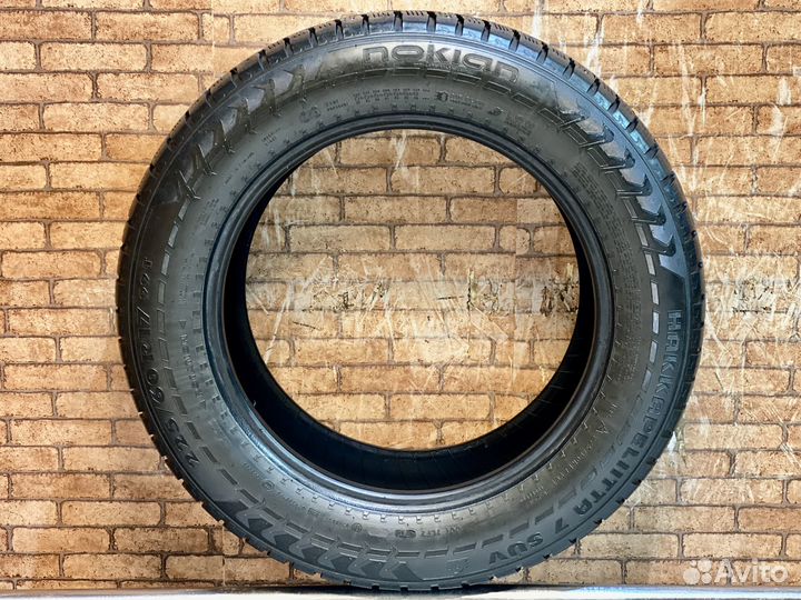Nokian Tyres Hakkapeliitta 7 225/60 R17