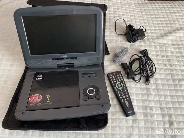 Портативный видеопроигрыватель