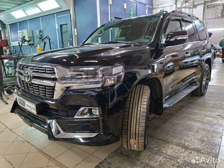 Рестайлинг Toyota Land Cruiser 200 в 16 год