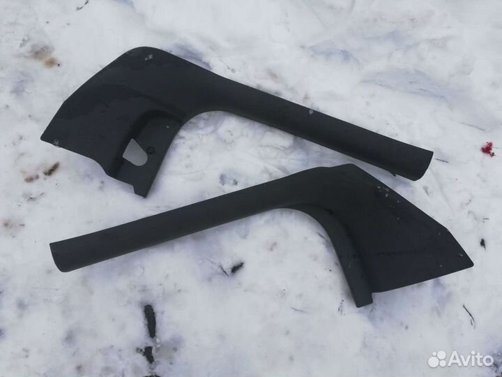 Облицовка стоек низ Шкода октавия 3 а7